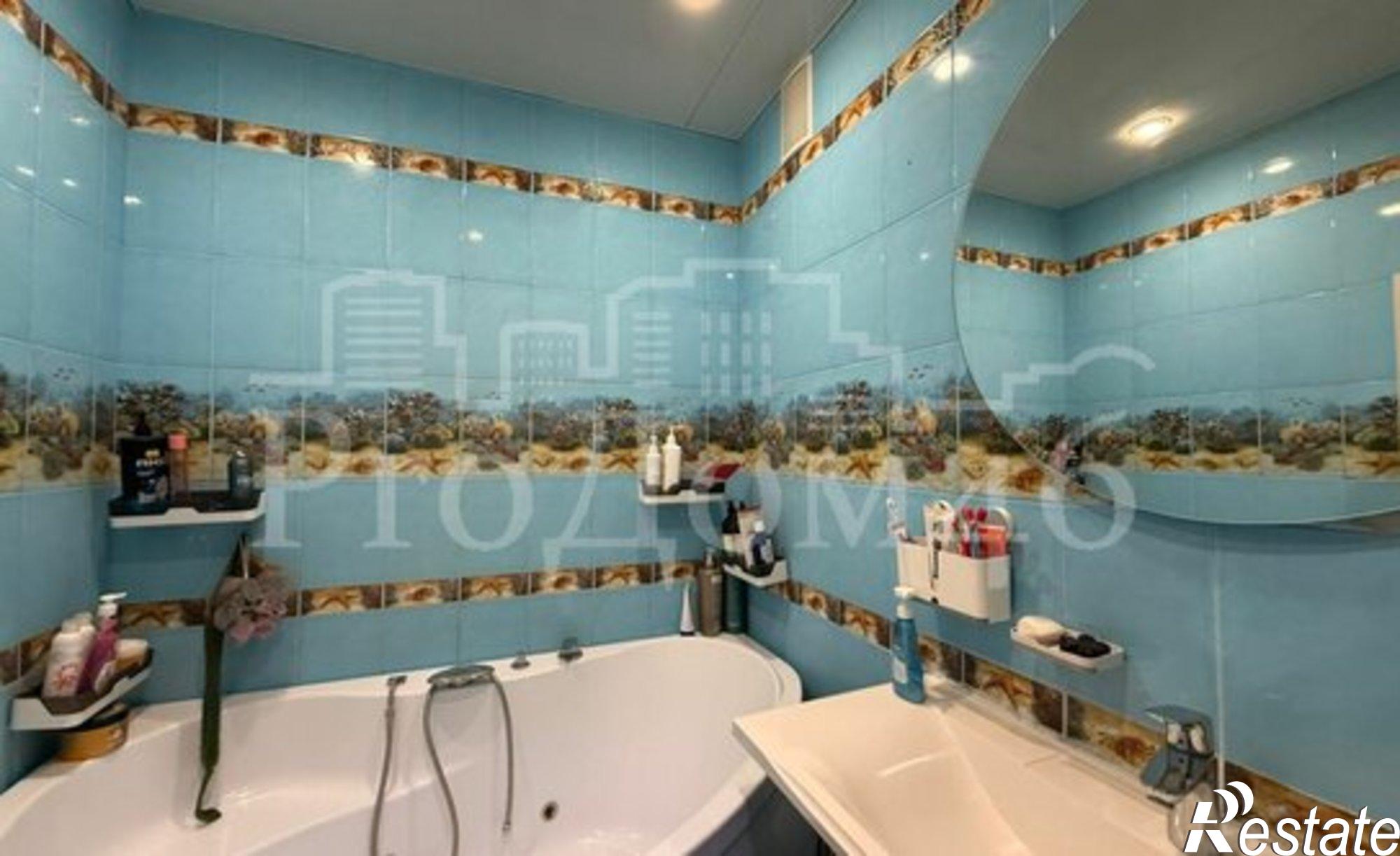 Купить квартиру за 8 400 000 рублей на пр-кт Победы, 30