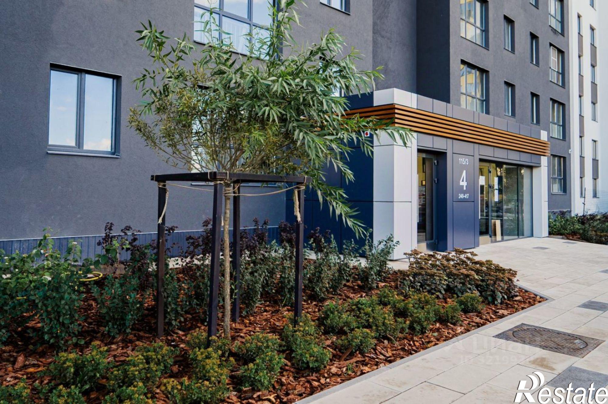 Купить квартиру за 5 643 480 рублей на ул Энгельса, 115А