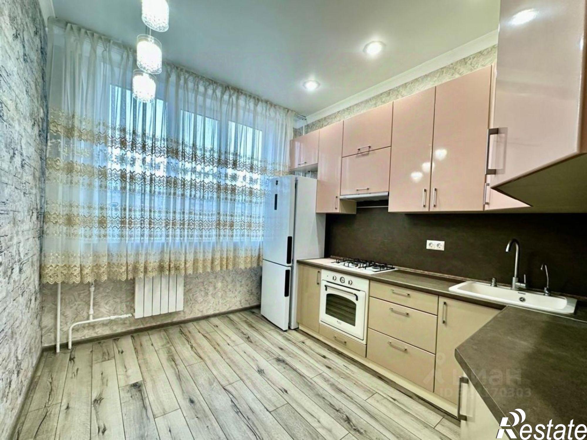 Купить квартиру за 9 300 000 рублей на улица Карла Маркса, 72/15