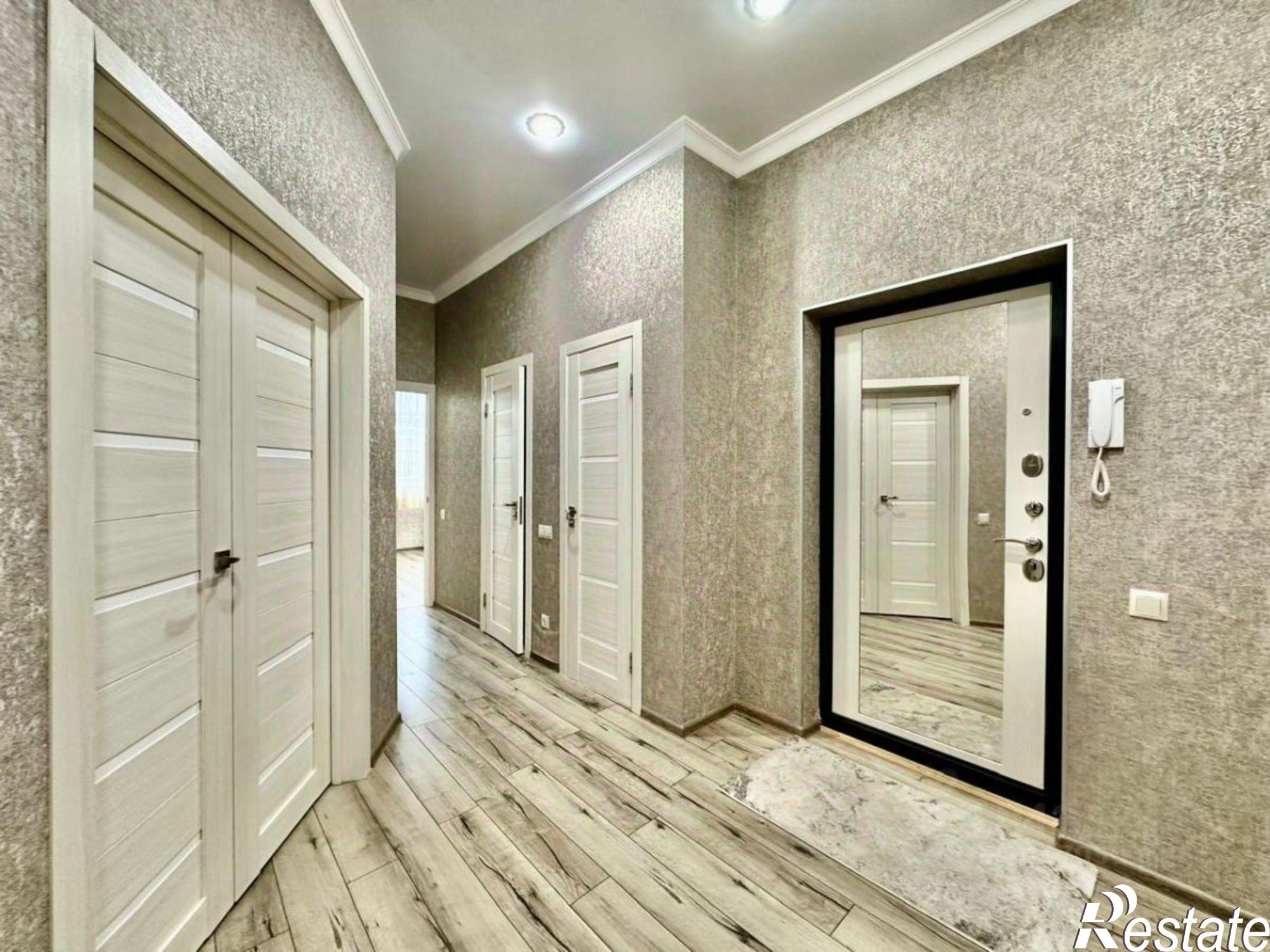 Купить квартиру за 9 300 000 рублей на улица Карла Маркса, 72/15