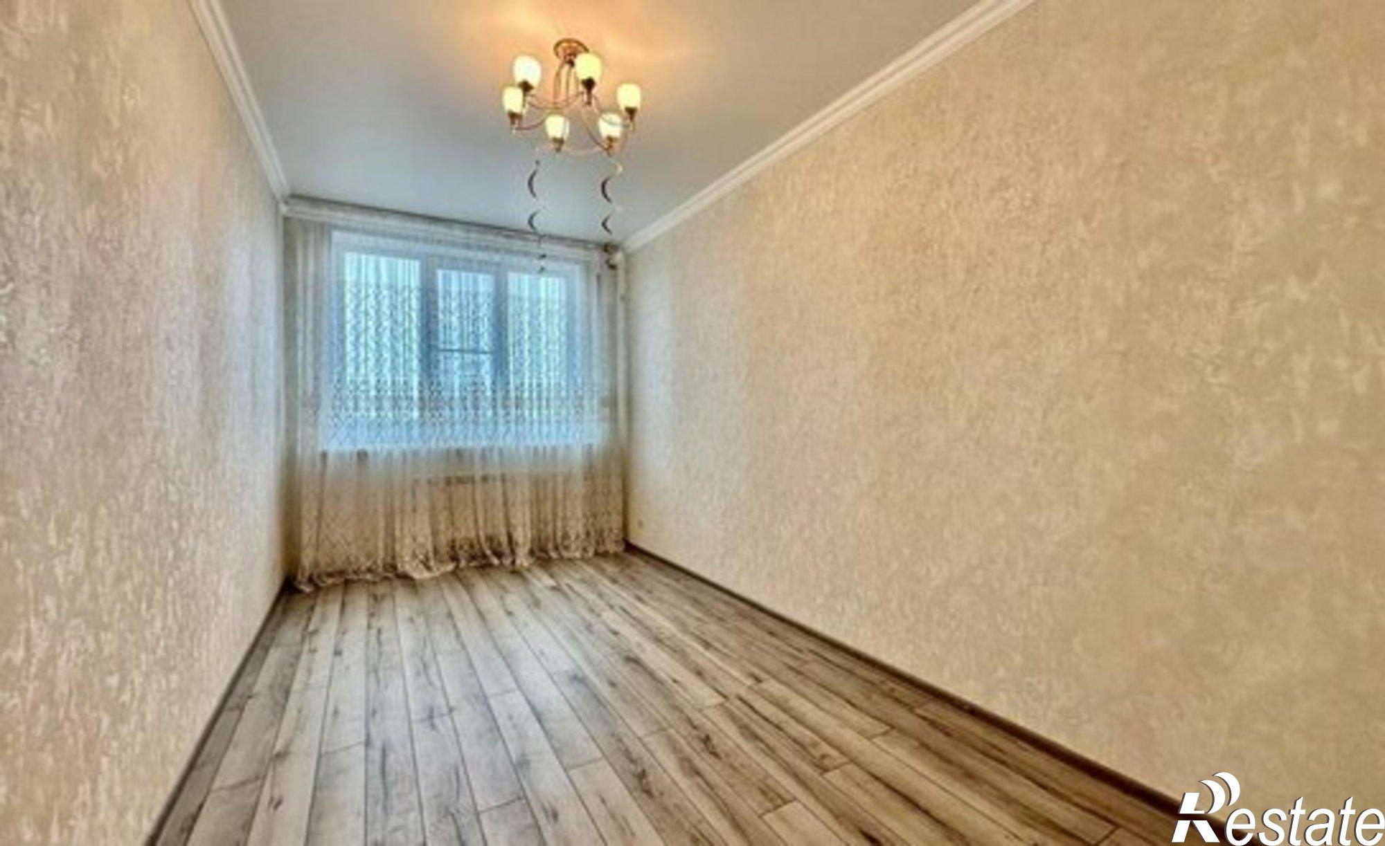 Купить квартиру за 9 300 000 рублей на улица Карла Маркса, 72/15