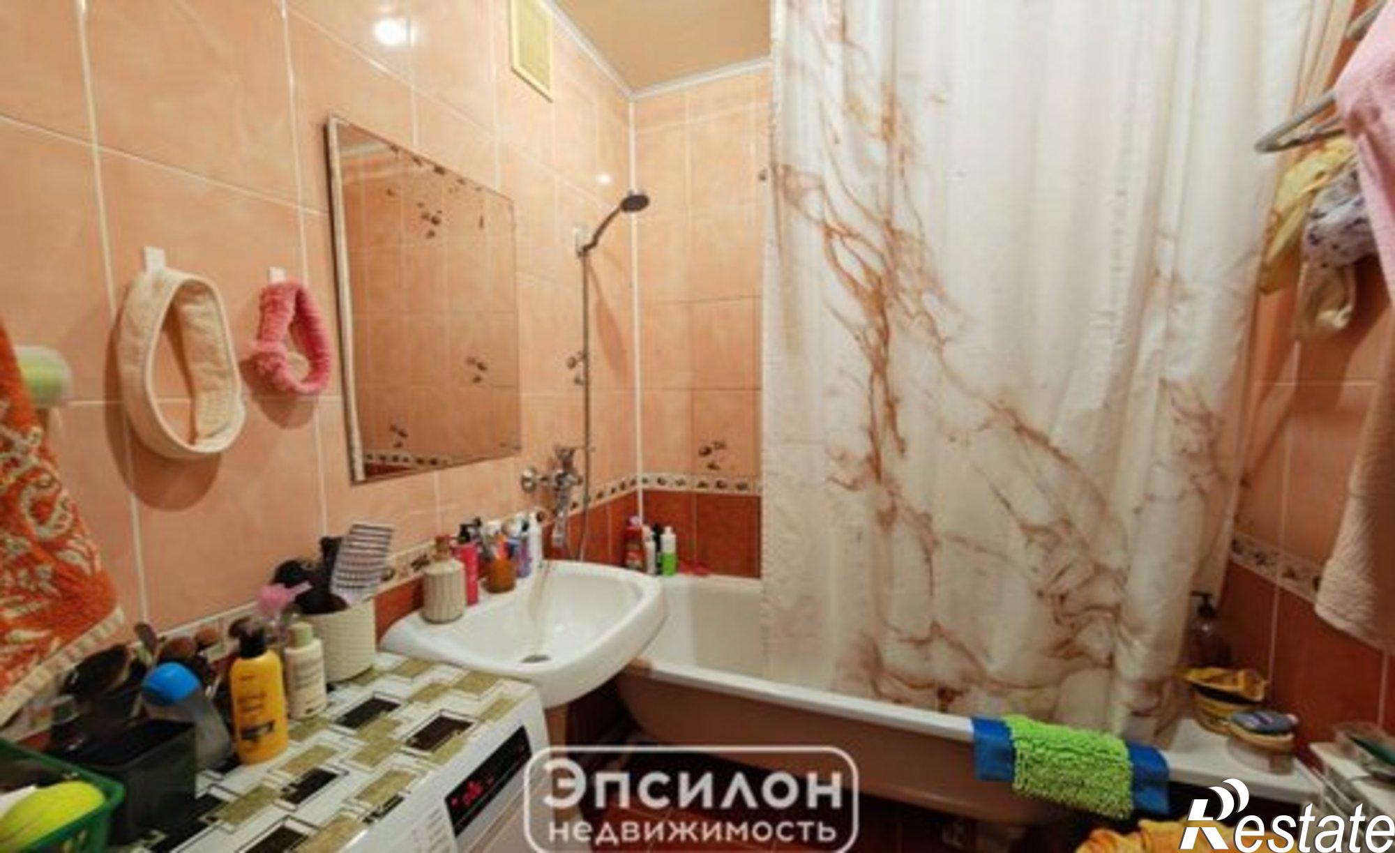 Купить квартиру за 10 500 000 рублей на ул Бойцов 9-й дивизии, 191