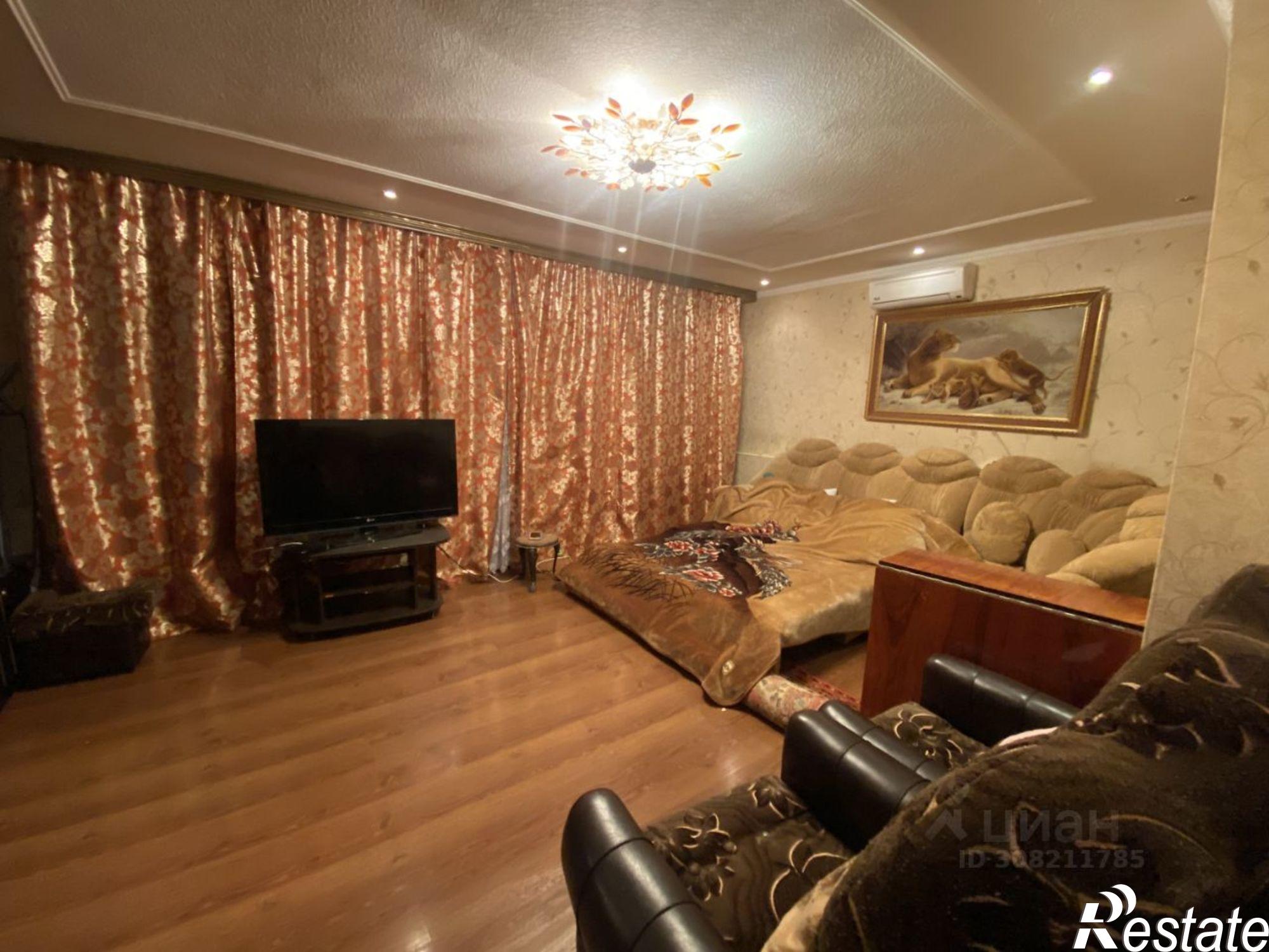 Сдать дачу, дом, коттедж за 55 000 рублей на Локомотивная улица, 8