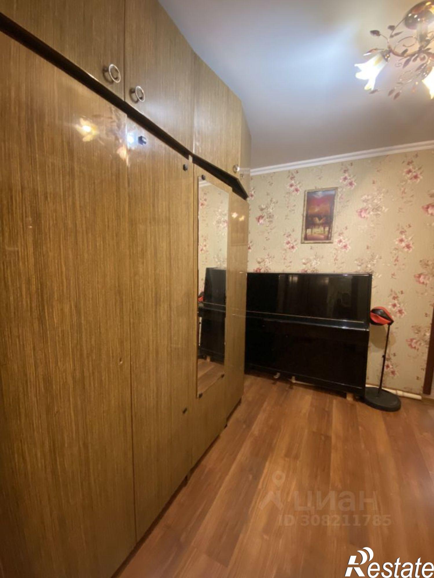 Сдать дачу, дом, коттедж за 55 000 рублей на Локомотивная улица, 8