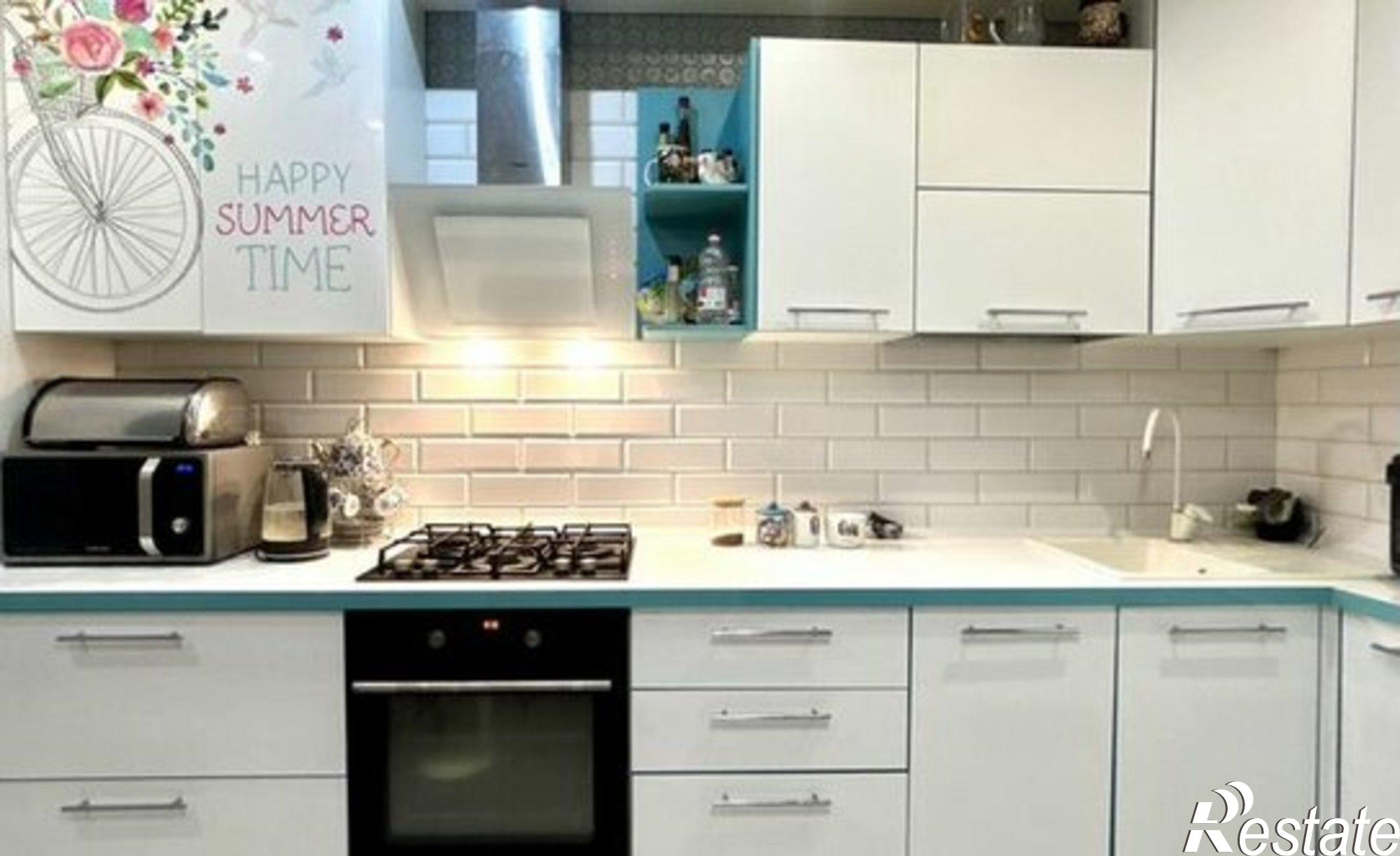 Купить квартиру за 13 100 000 рублей на ул Звездная, 11