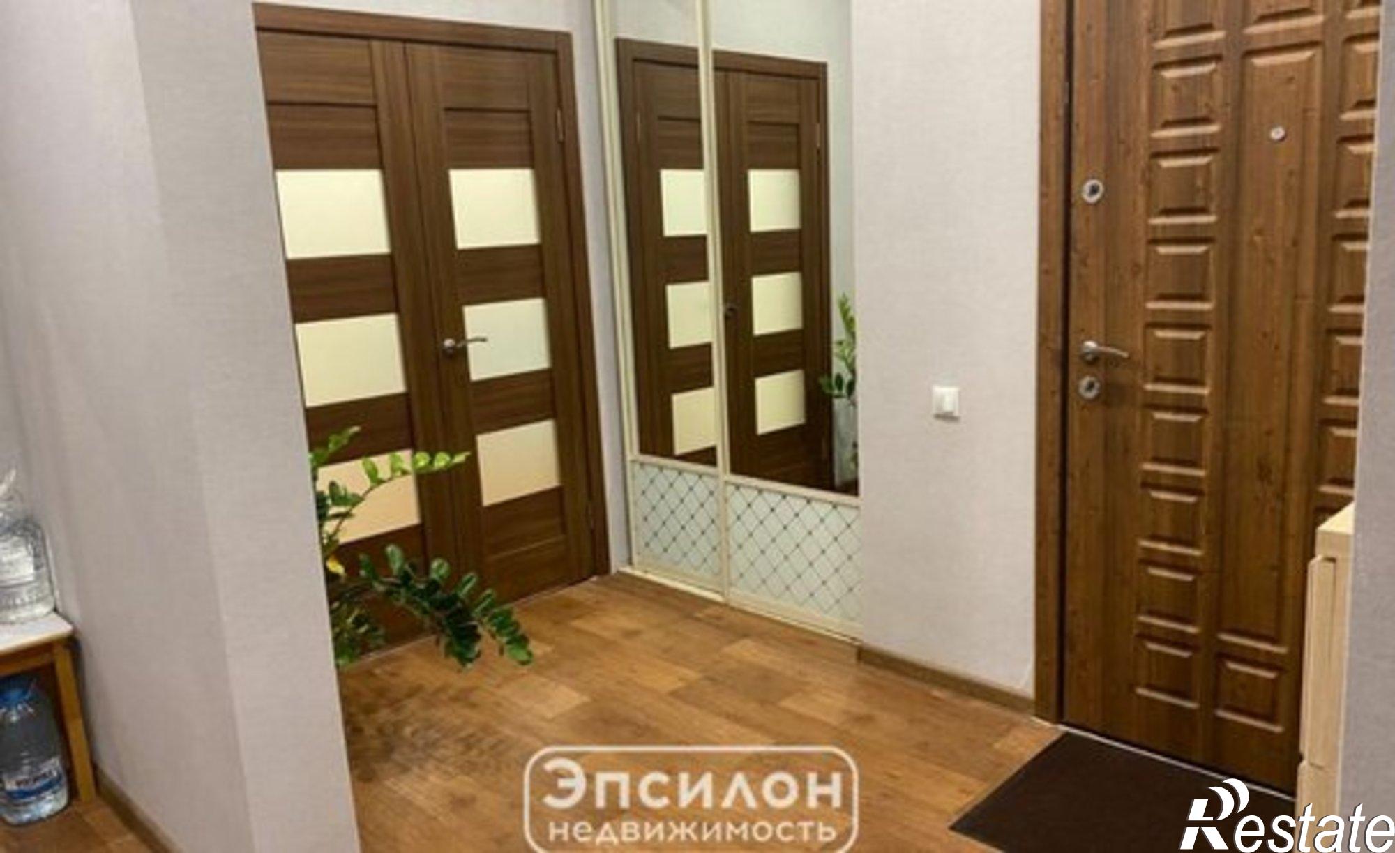 Купить квартиру за 10 500 000 рублей на ул Домостроителей, 19