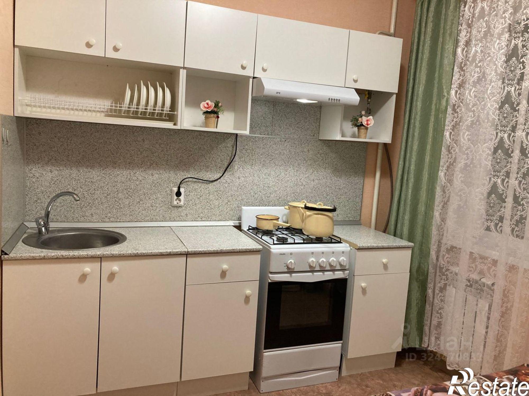 Сдать квартиру за 28 000 рублей на пр-кт Вячеслава Клыкова, 26