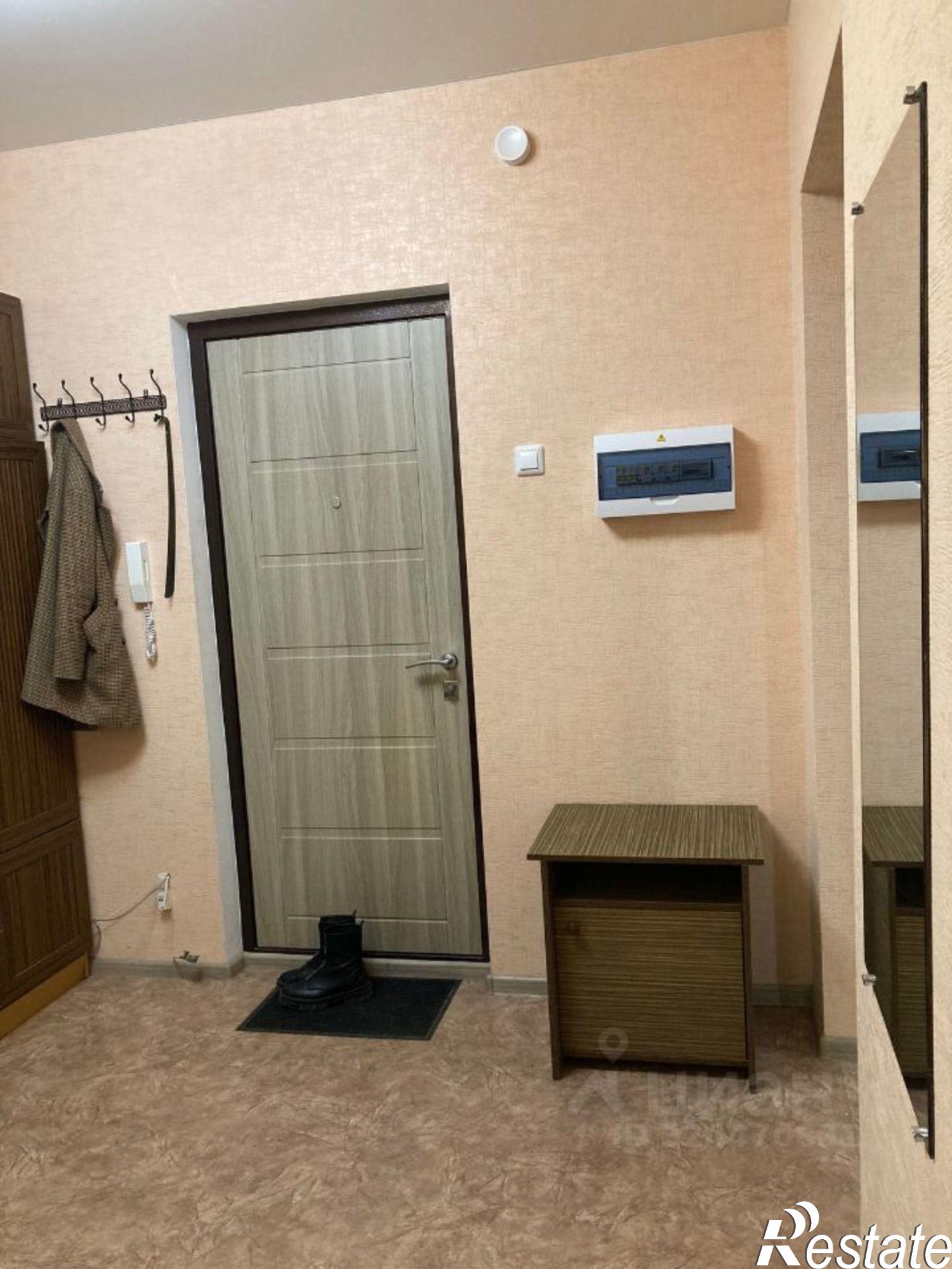 Сдать квартиру за 28 000 рублей на пр-кт Вячеслава Клыкова, 26