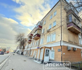 2-комн, 53кв м, этаж 2/4 улица Радищева, 52
