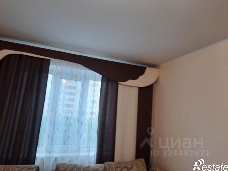 2-комн квартира пр-кт Вячеслава Клыкова, 13,  д. 13