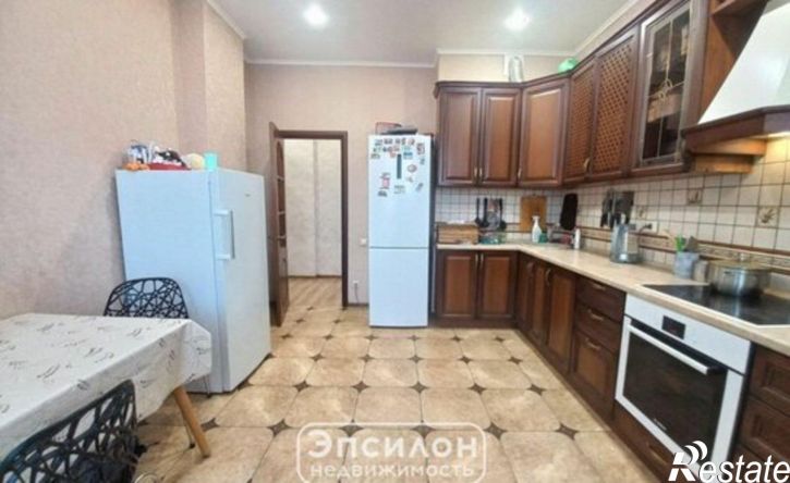 3-комн квартира пр-кт Вячеслава Клыкова, 92,  д. 92