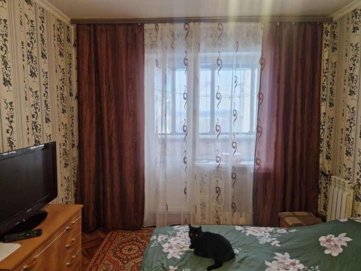 3-комн квартира Серегина ул, 30