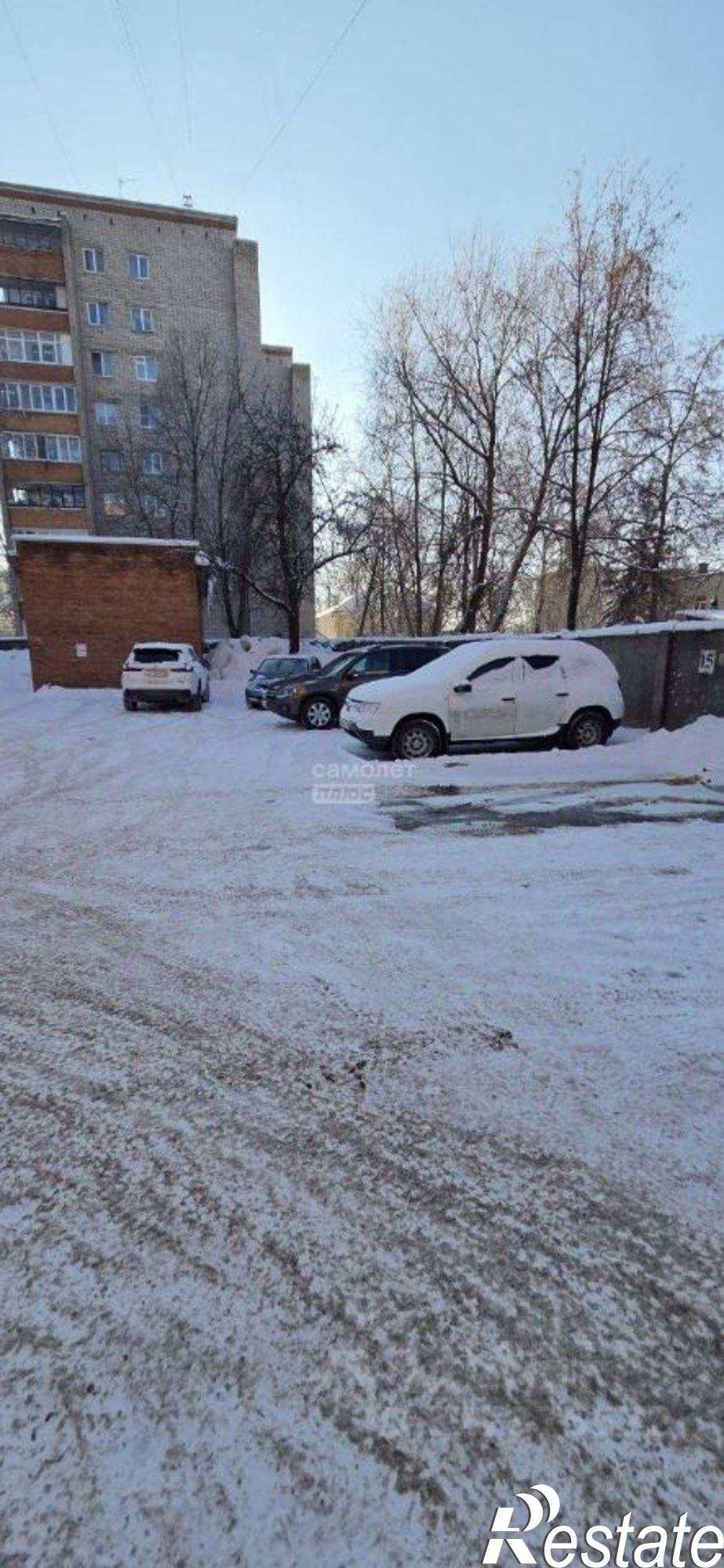 Купить торговое помещение за 10 500 000 рублей на Садовая улица, 27
