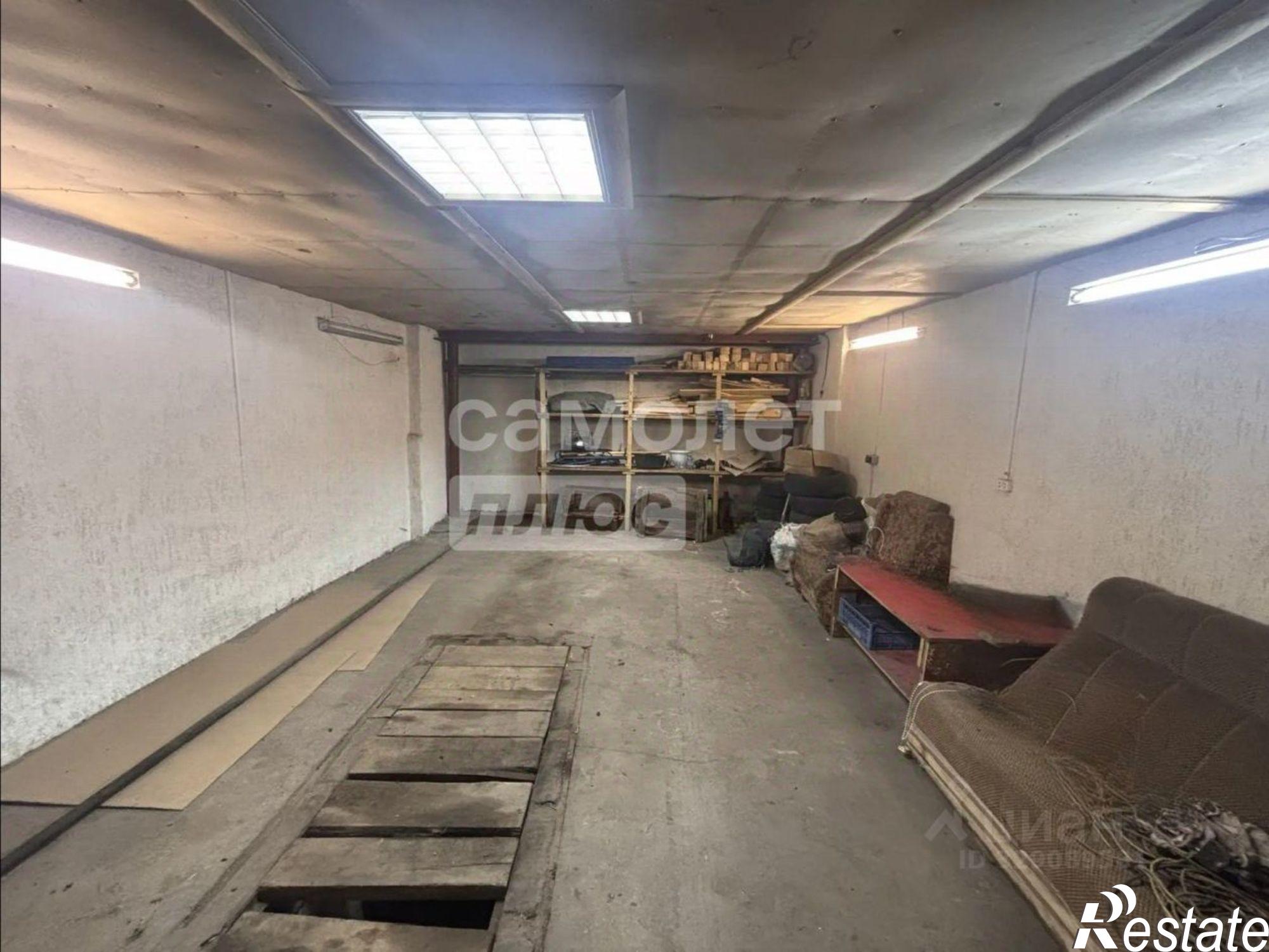 Купить гараж, место в паркинге за 1 050 000 рублей на Курск г., Сеймский