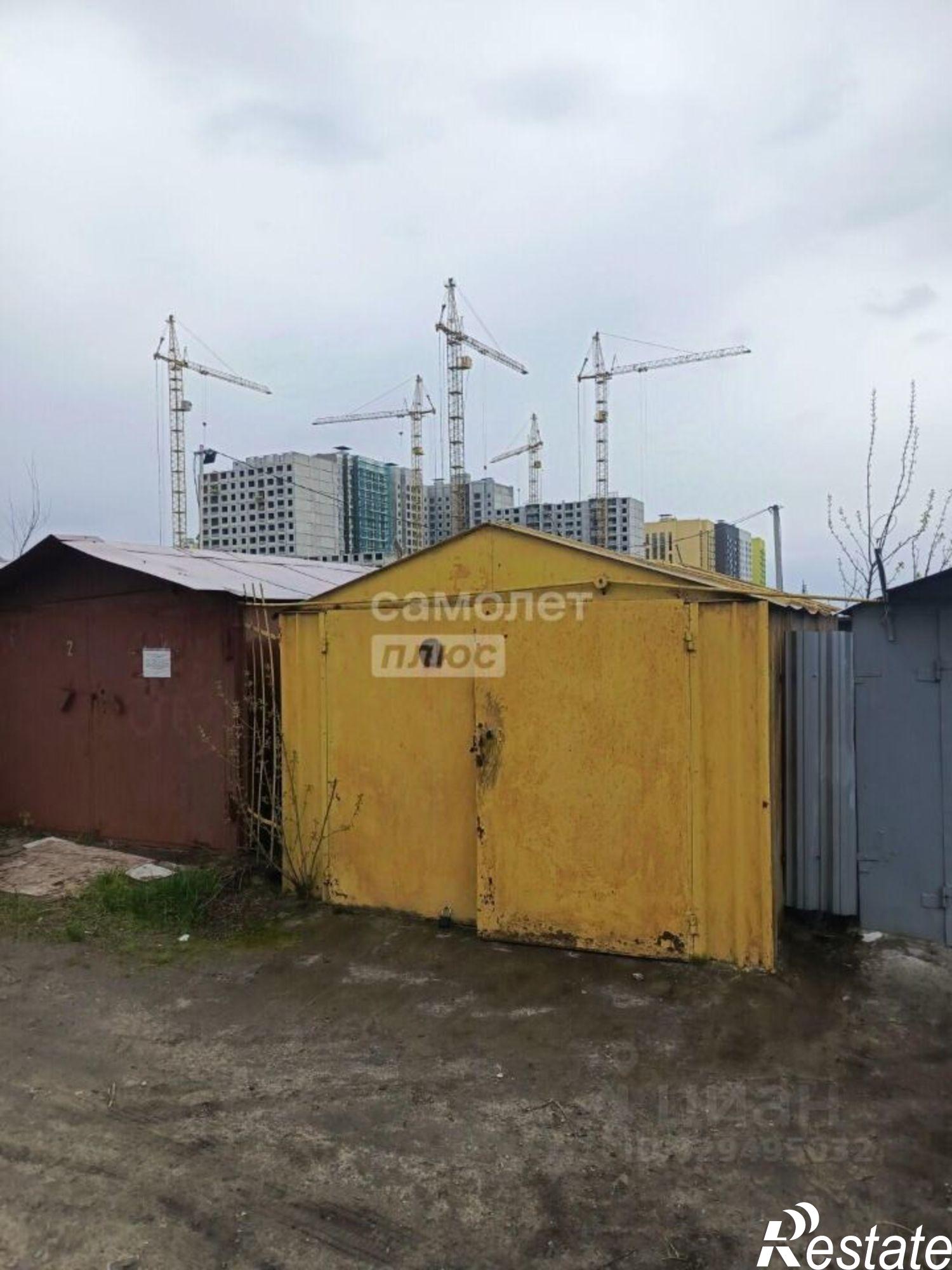 Купить гараж, место в паркинге за 690 000 рублей на ул Заводская, 35А