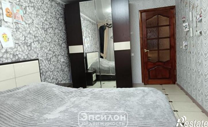 4-комн квартира улица Понизовка, 52/9,  д. 52/9