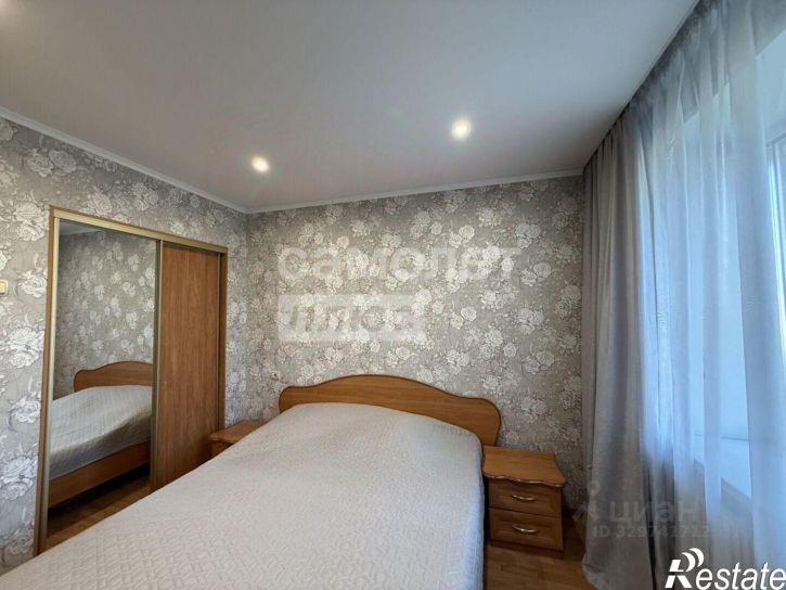 3-комн квартира проспект Хрущёва, 4,  д. 4