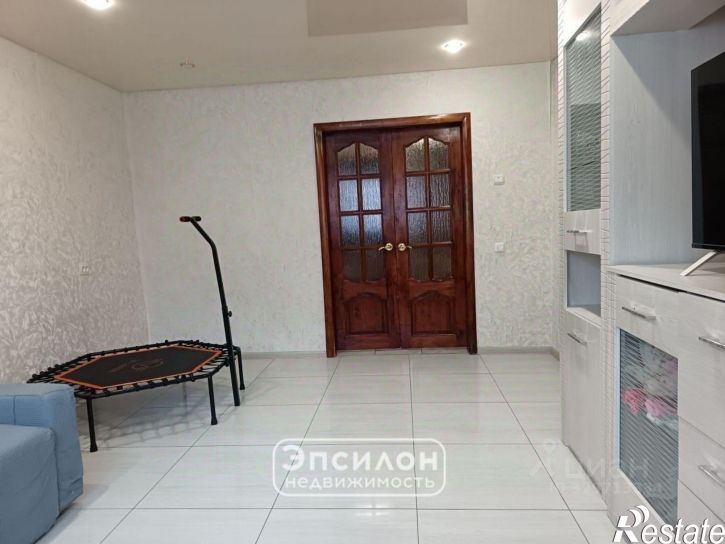 4-комн квартира улица Понизовка, 52/9,  д. 52/9
