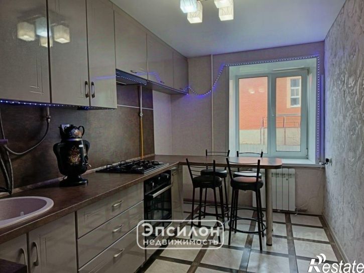 4-комн квартира улица Понизовка, 52/9,  д. 52/9