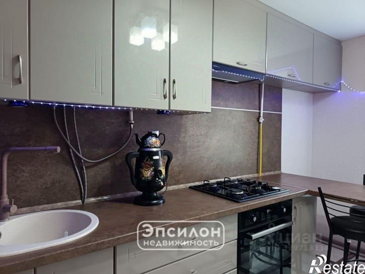 4-комн квартира улица Понизовка, 52/9,  д. 52/9