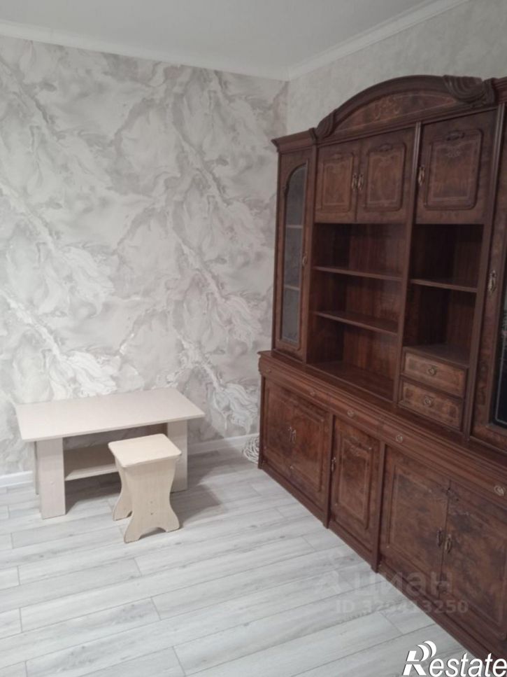 2-комн квартира пр-кт Вячеслава Клыкова, 10,  д. 10