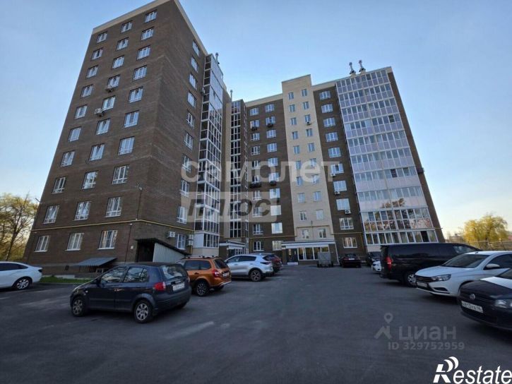 2-комн квартира ул Энгельса, 142Е,  д. 142Е
