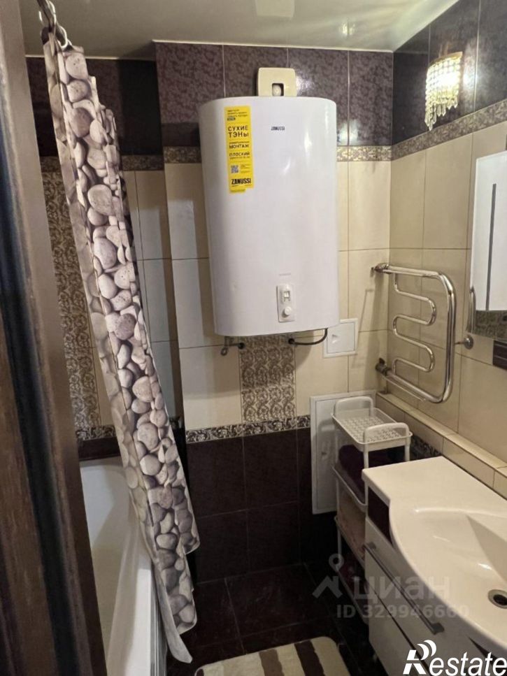 3-комн квартира улица Пучковка, 17В,  д. 17В
