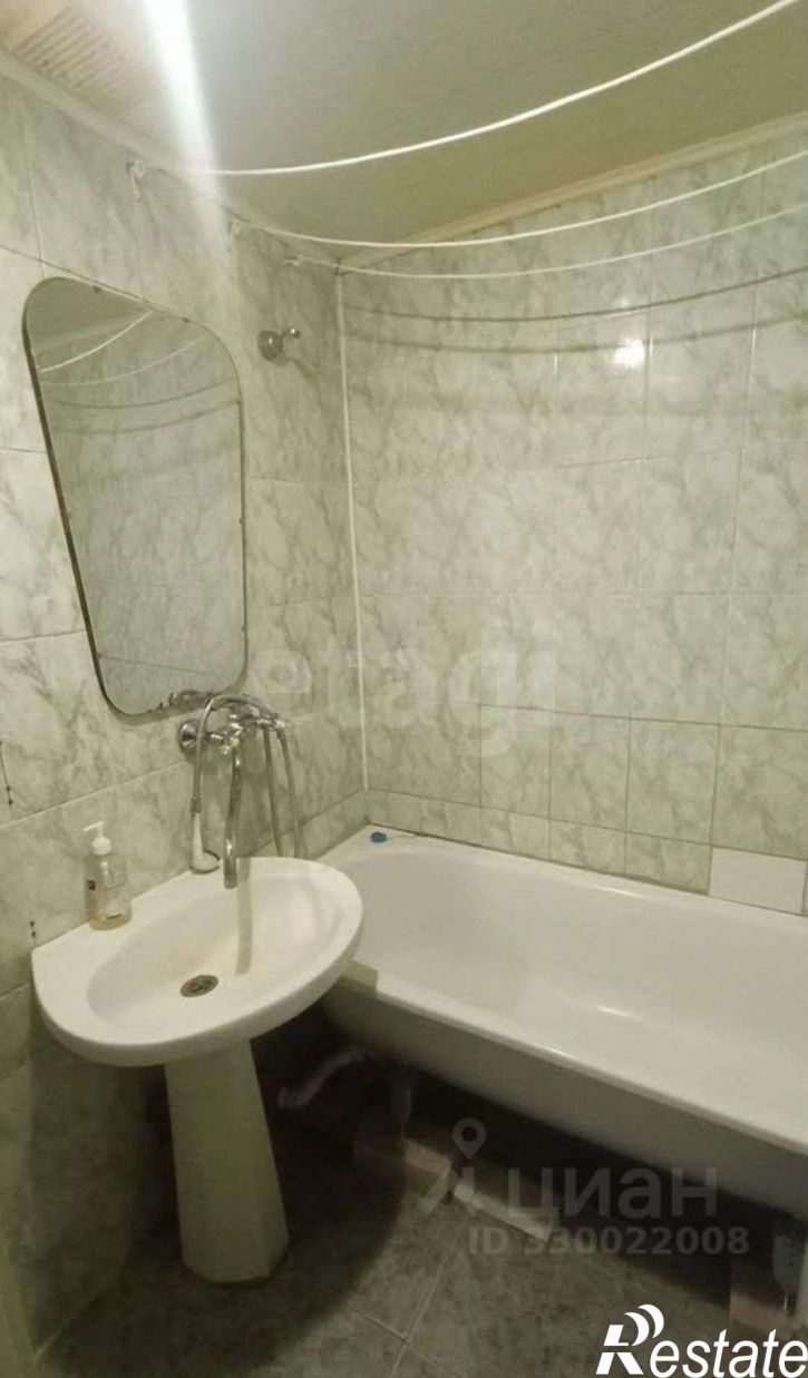 2-комн квартира проспект Дружбы, 2,  д. 2