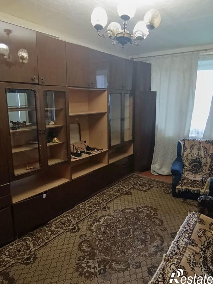 3-комн квартира ул Серегина, 21,  д. 21