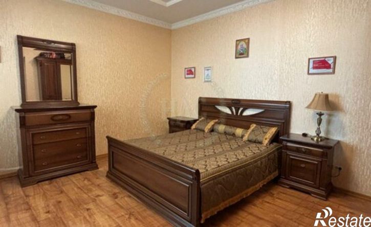 3-комн квартира ул Димитрова, 52,  д. 52