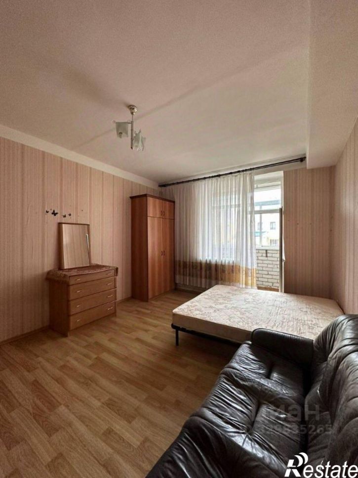 3-комн квартира Московский пр-д, 4,  д. 4