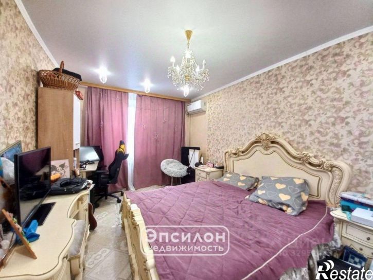 3-комн квартира пр-кт Вячеслава Клыкова, 90,  д. 90