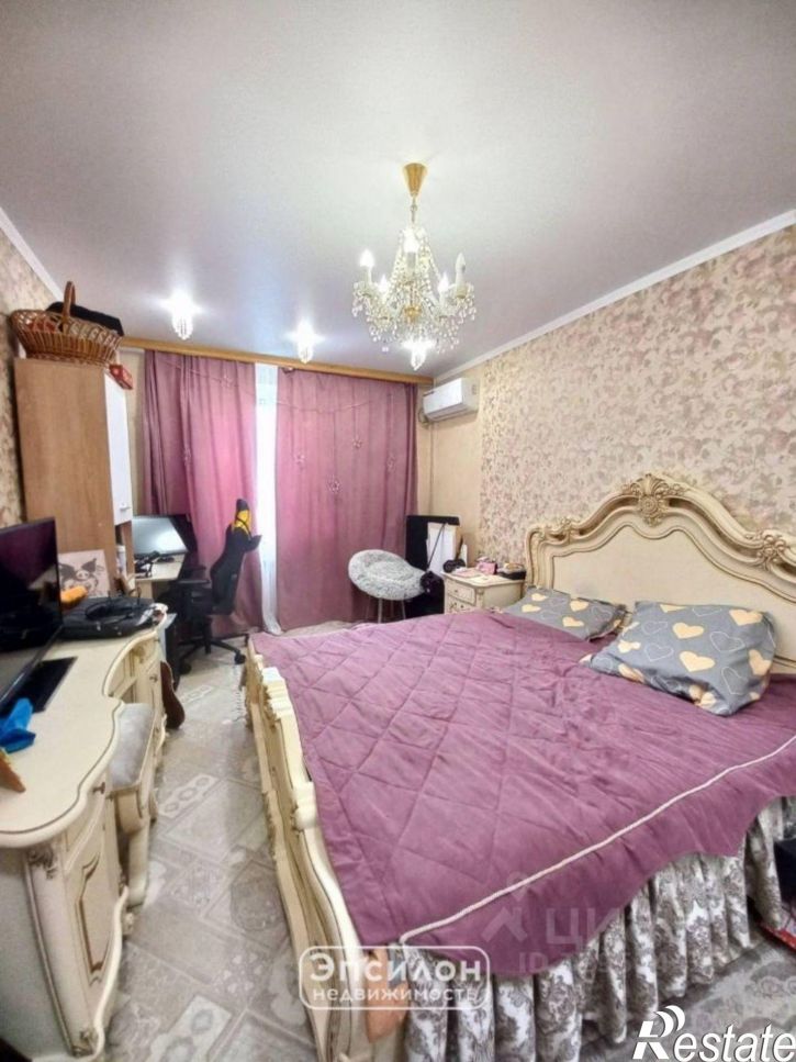 3-комн квартира пр-кт Вячеслава Клыкова, 90,  д. 90