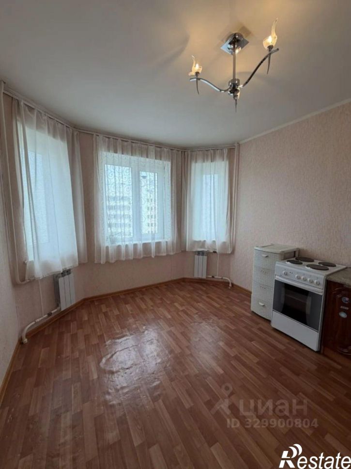 2-комн квартира пр-кт Вячеслава Клыкова, 15,  д. 15