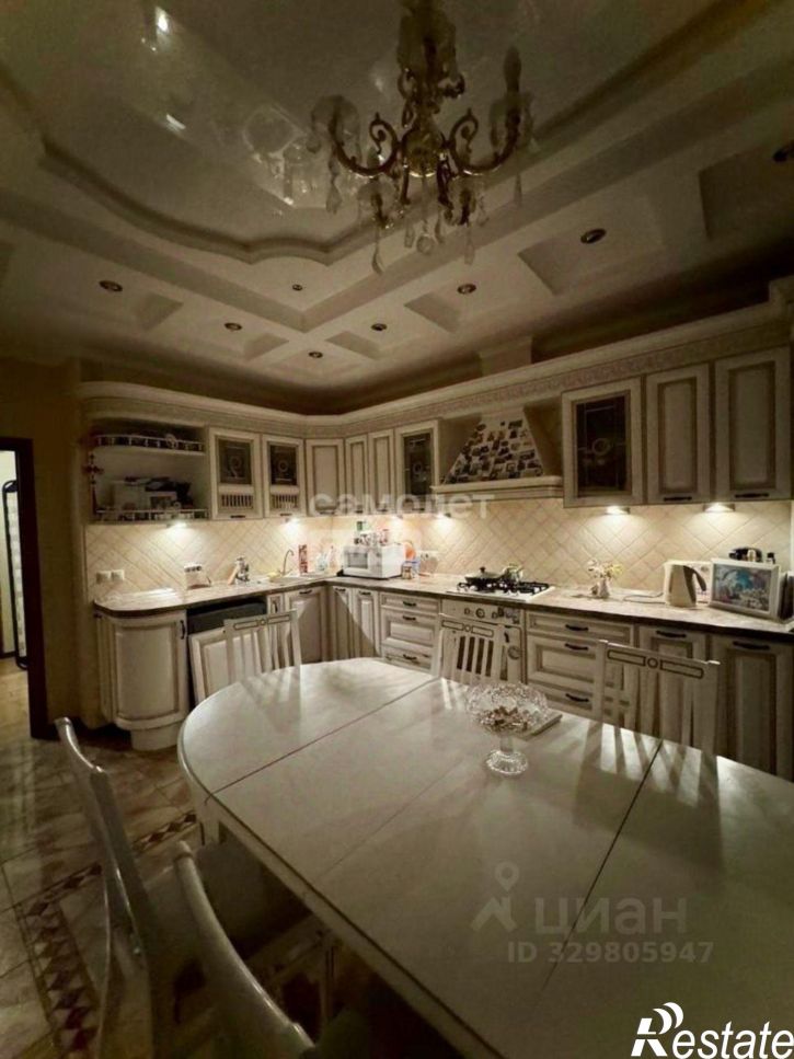 3-комн квартира улица Горького, 70,  д. 70