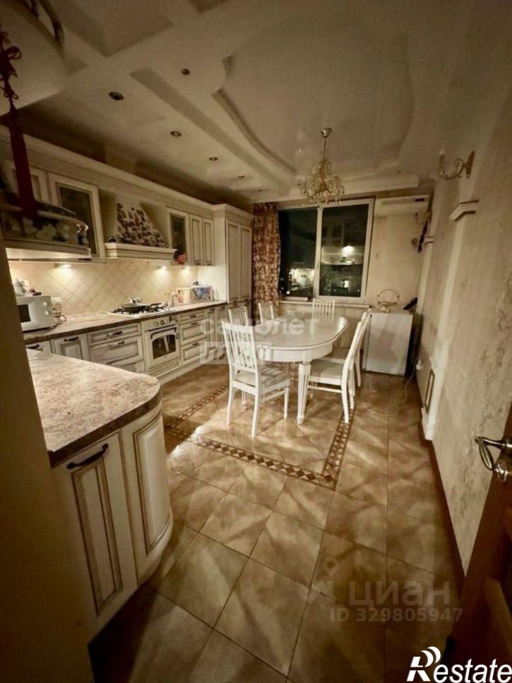 3-комн квартира улица Горького, 70,  д. 70