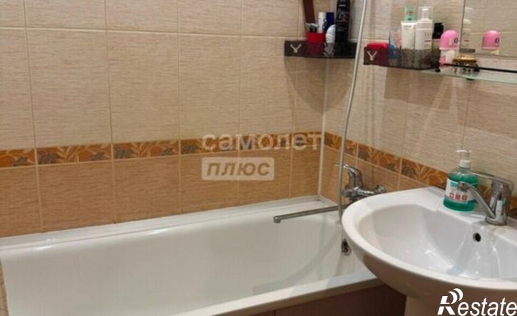 1-комн квартира ул Парижской Коммуны, 71,  д. 71