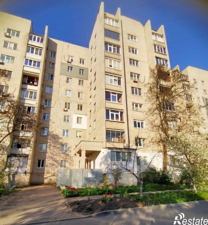 2-комн квартира ул Парижской Коммуны, 71,  д. 71