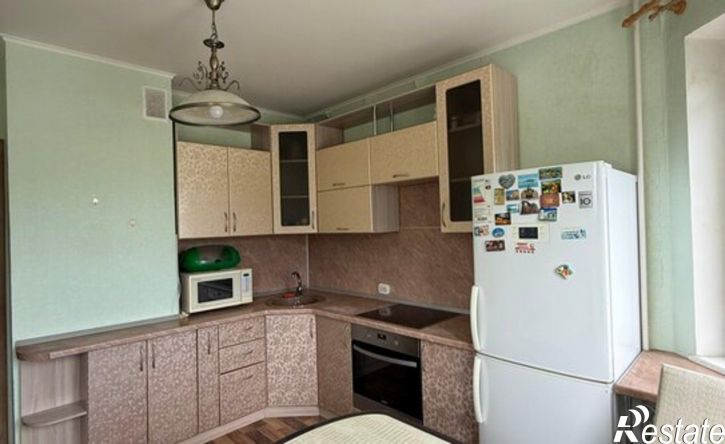 2-комн квартира проспект Победы, 44,  д. 44