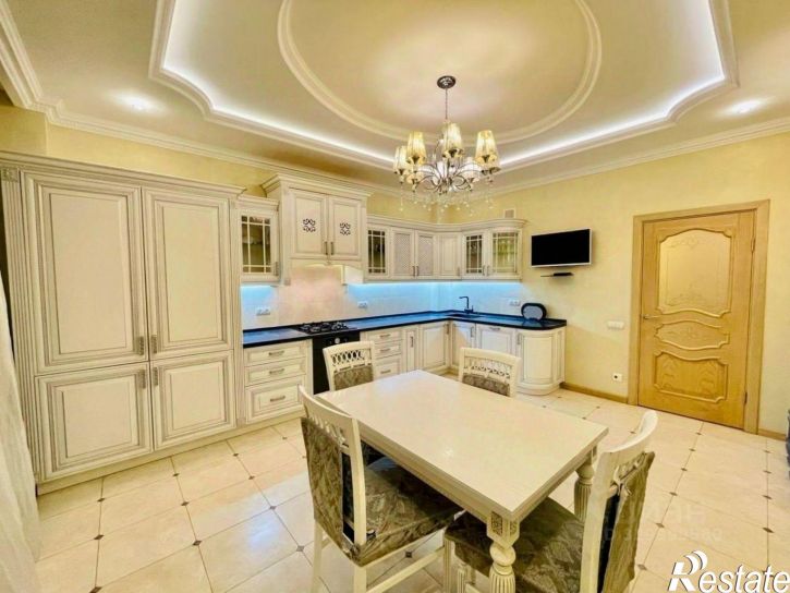 3-комн квартира улица Уфимцева, 13,  д. 13