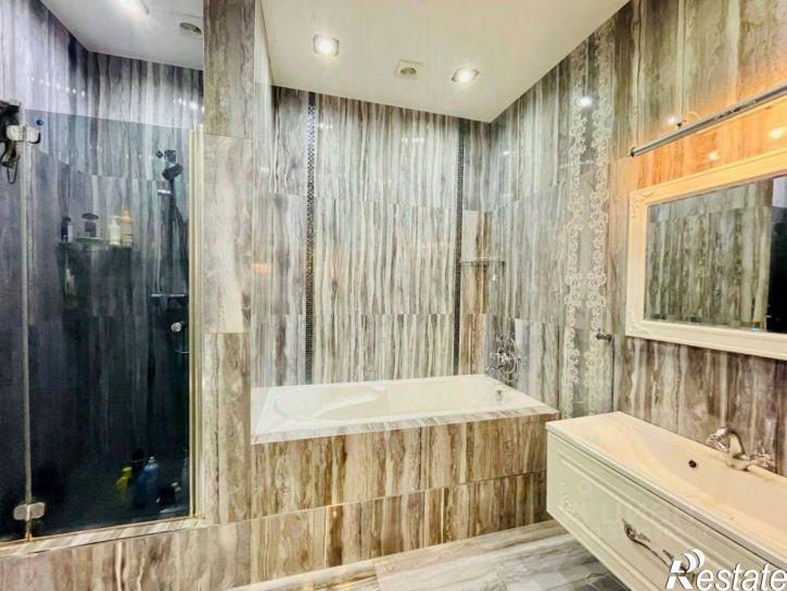 3-комн квартира улица Уфимцева, 13,  д. 13