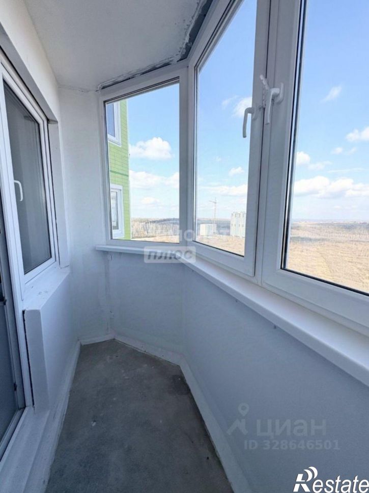 2-комн квартира улица Евгения Клевцова, 32,  д. 32