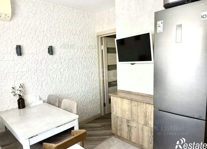 3-комн квартира пр-кт Вячеслава Клыкова, 51,  д. 51