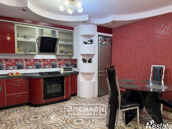 3-комн квартира улица Пучковка, 17В,  д. 17В