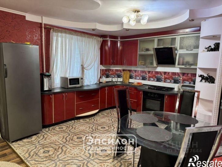 3-комн квартира улица Пучковка, 17В,  д. 17В