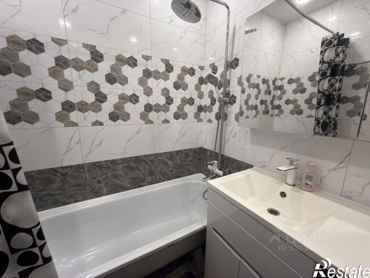 2-комн квартира проспект Анатолия Дериглазова, 83,  д. 83