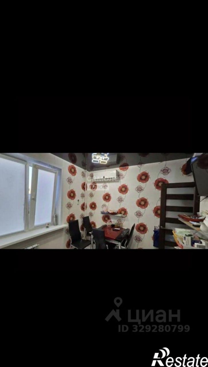 3-комн квартира пр-кт Вячеслава Клыкова, 15,  д. 15