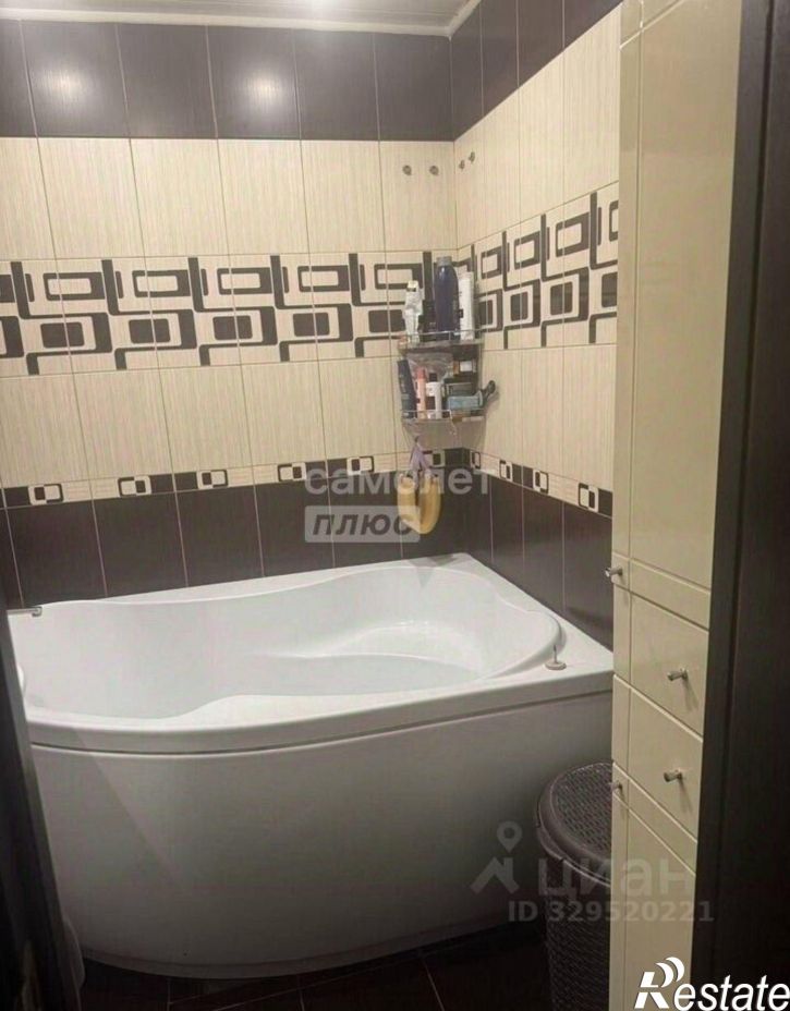 2-комн квартира пр-кт Вячеслава Клыкова, 34,  д. 34