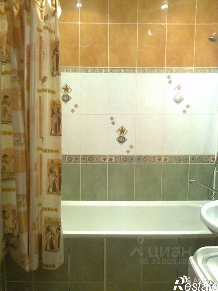 2-комн квартира проспект Хрущёва, 3,  д. 3