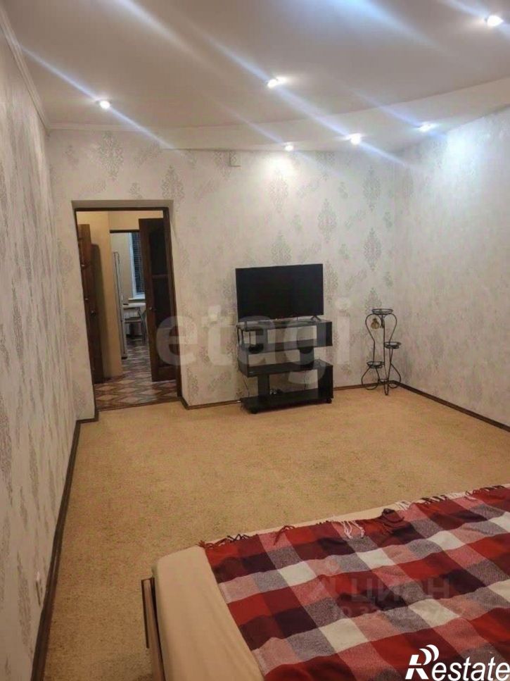 2-комн квартира ул Ватутина, 14,  д. 14